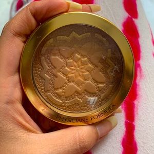 Bronzer